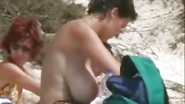 අං රතු හිස මුඩුක්කු තටාකයට හසු වේ
