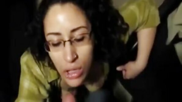 Melissa XoXo ඇගේ රෝස පැහැති පුක කැඩපත තුළ අතුල්ලයි. HD