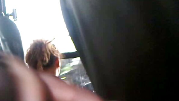 කැරී බෲක්ස් කුකුළාට කැමතියි
